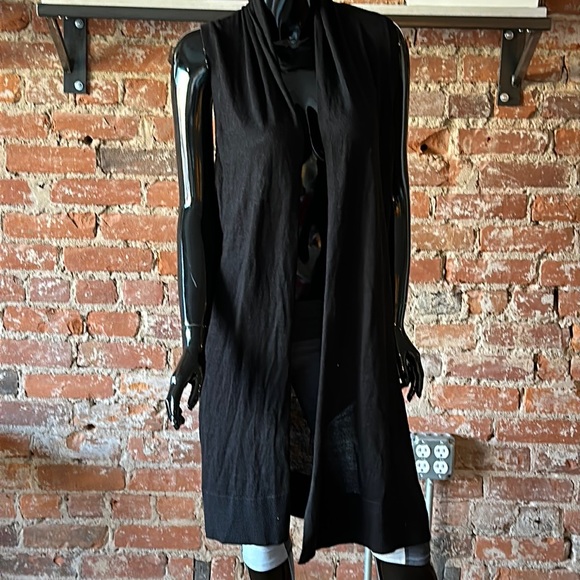NWT Michael Kors Sleeveless Long Black Shrug - Picture 1 of 5